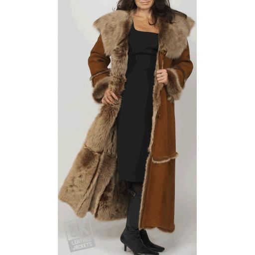 Finest Full Length Hooded Toscana Lambskin Coat in Tan - Luna - Lining