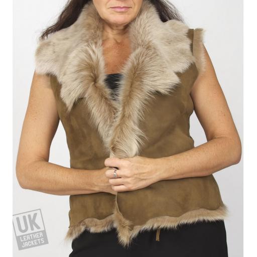 Women's Smokey Camel Toscana Sheepskin Gilet - Front 2