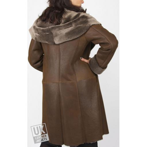 FINEST Shearling Lambskin Hooded Coat - Pangea - Rear