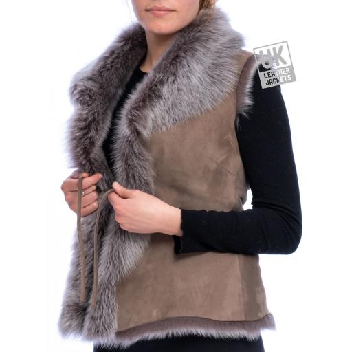 Women's Toscana Sheepskin Gilet - Taupe - Side